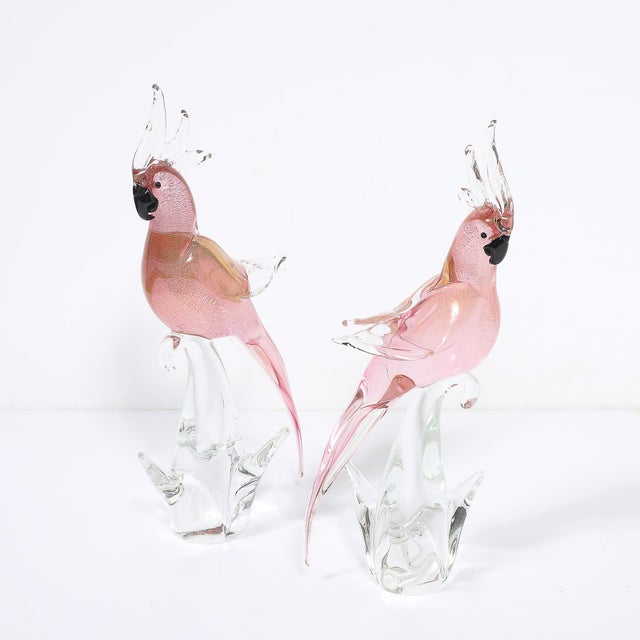 Rose Pair of Mid-Century Hand-Blown Murano Rose Hued Cockateel Sculptures W/ 24k Gold For Sale - Image 8 of 13