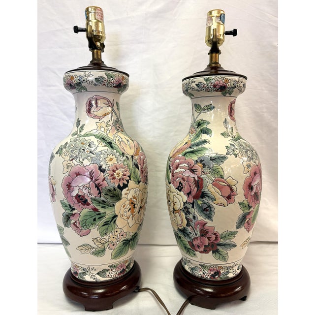 White Vintage Ceramic Vase Lamps With Elegant Floral Design on Wood Plinths- A Pair For Sale - Image 8 of 15