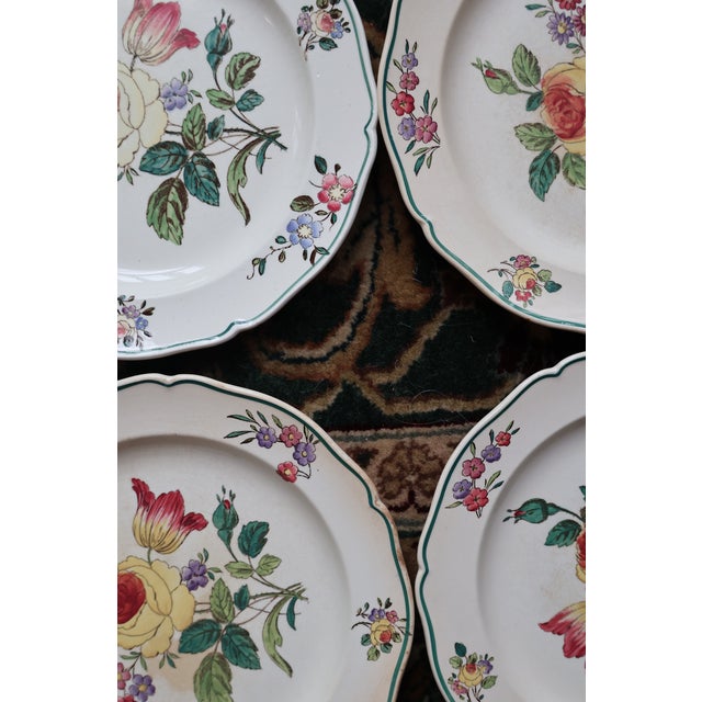Vintage Wedgwood Etruria English Floral Creamware Salad Plates With Scalloped Green Rims — Set of Four For Sale - Image 17 of 18