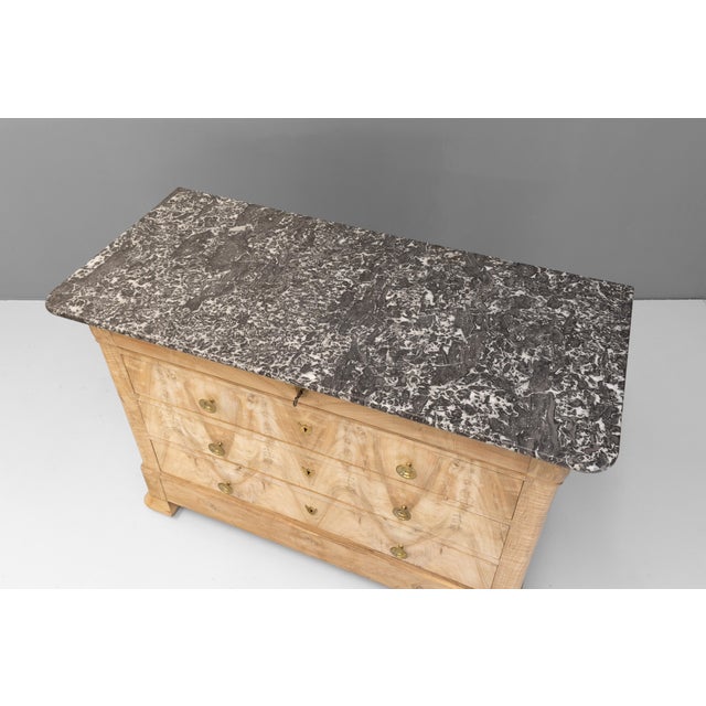 Late 19th Century Walnut Commode with Marble Top, 1880 For Sale - Image 5 of 12