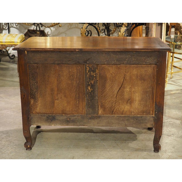 19th Century French Walnut Transitional Style 2-Drawer Commode From Arles For Sale - Image 10 of 17