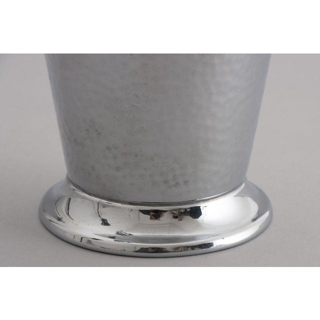American Art Deco Hammered Chrome Cocktail Shaker For Sale - Image 9 of 15
