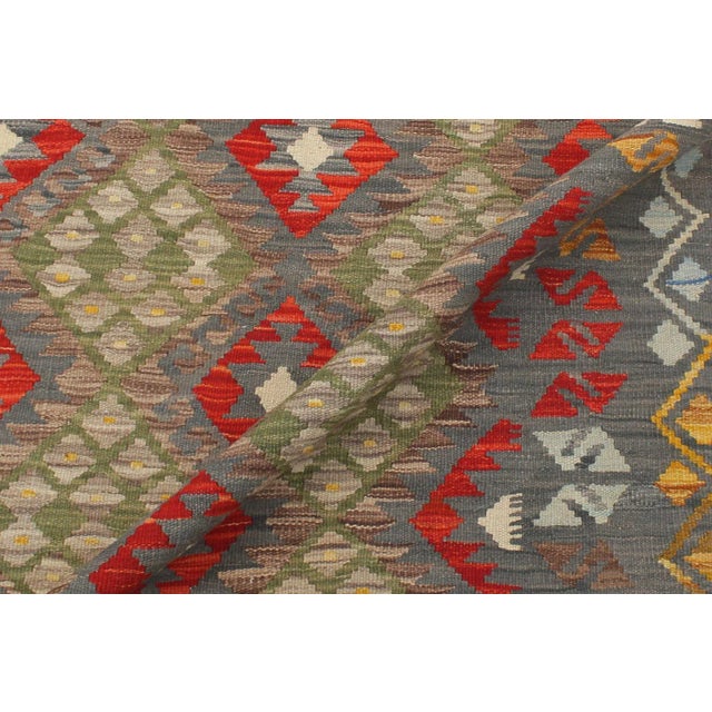 Bohemian Kilim Gray Red Wool Rug - 6'1" X 8'2" For Sale In New York - Image 6 of 7