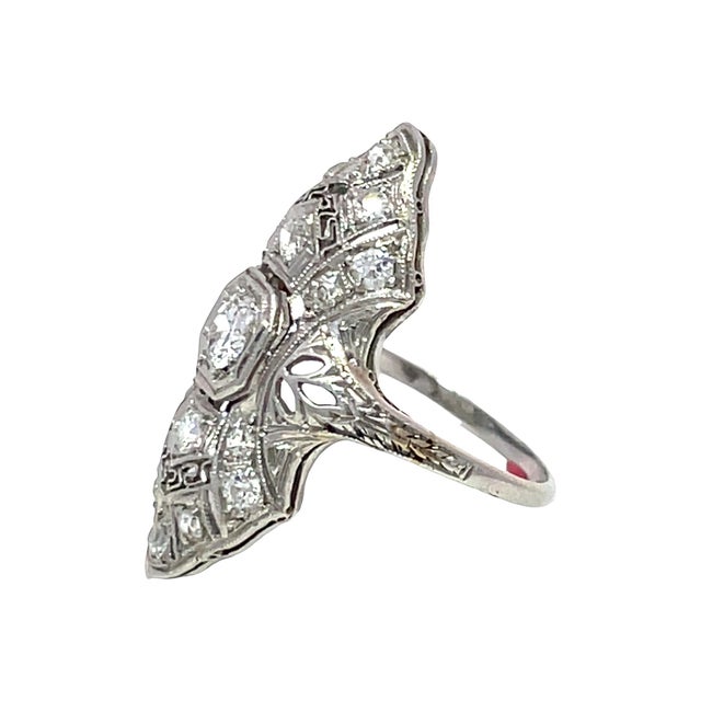Antique Art Deco Platinum Diamond Filigree Cocktail Ring, Size 5 For Sale In New York - Image 6 of 8