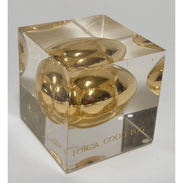 Postmodern Lucite “Golden Egg” Paperweight, “For a Good Egg,” Circa 1970s For Sale - Image 14 of 14