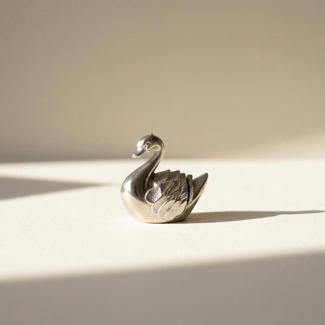 Vintage Metal Swan Place Cards, 1980s, Set of 100 For Sale - Image 4 of 5