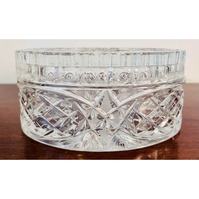 Traditional Early 20th Century Oval Lidded Cut Crystal Box For Sale - Image 3 of 8