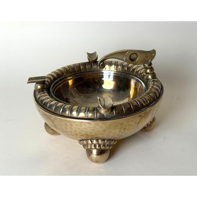 Art Deco Austrian Brass Ashtray with Integrated Cigarette Cutter, 1920s For Sale - Image 4 of 13