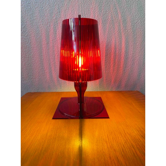 Table Lamp in Red Transparent Polycarbonate by Ferruccio Laviani for Kartell, 2003 For Sale - Image 9 of 16