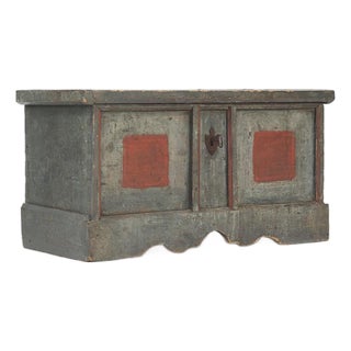 Antique Rustic Farmhouse Folk Art Painted Bridal Chest For Sale