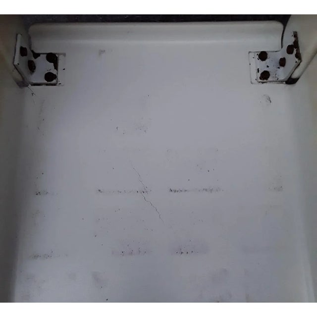 Desk Chair with Purple & White Plastic on Tulip Base, 1970s For Sale - Image 13 of 14