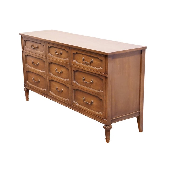 THOMASVILLE FURNITURE Solid Walnut French Regency Style 62" Triple Dresser 7110-30 33" High 62" Wide 18" Deep We...