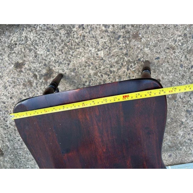 Early 20th Century Pair of Vintage Tapered Splat Back Windsor Chairs For Sale In Washington DC - Image 6 of 12