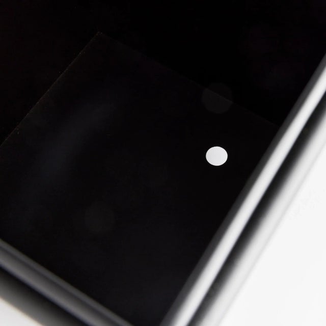 Traditional Callahan Tapered Planter Small For Sale - Image 3 of 3