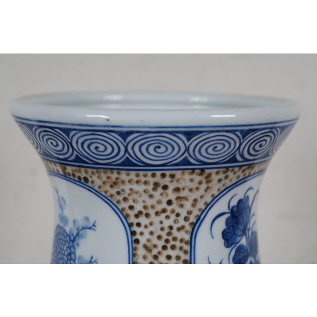 Late 20th Century Maitland-Smith Chinoiserie Blue & Brown Floral Porcelain Mantel Vase Urn For Sale - Image 9 of 12