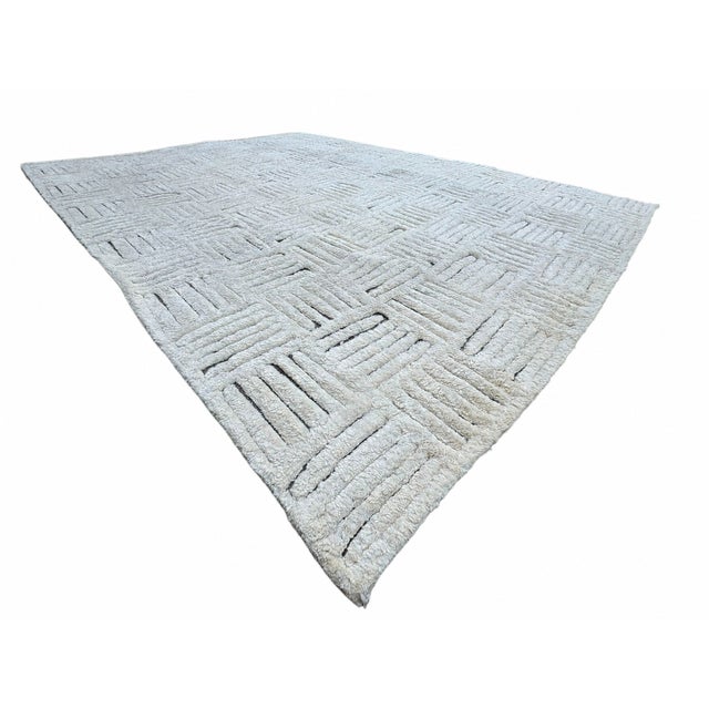 Restoration Hardware Rh Basanti Rug – 9' × 12' Marled Ivory/Charcoal | Hand-Knotted Wool Blend | Contemporary Himalayan-Inspired Design For Sale - Image 4 of 18
