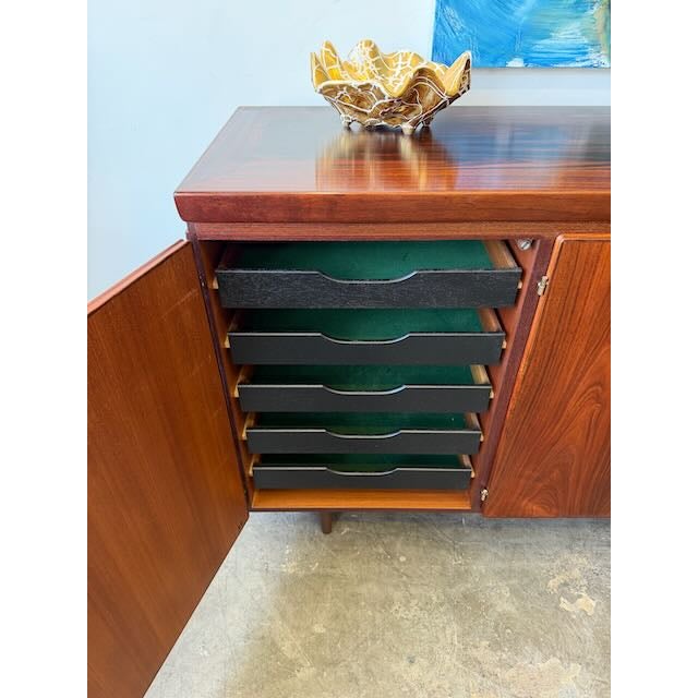 1970s Danish Rosewood Sideboard by Skovby For Sale In Los Angeles - Image 6 of 12
