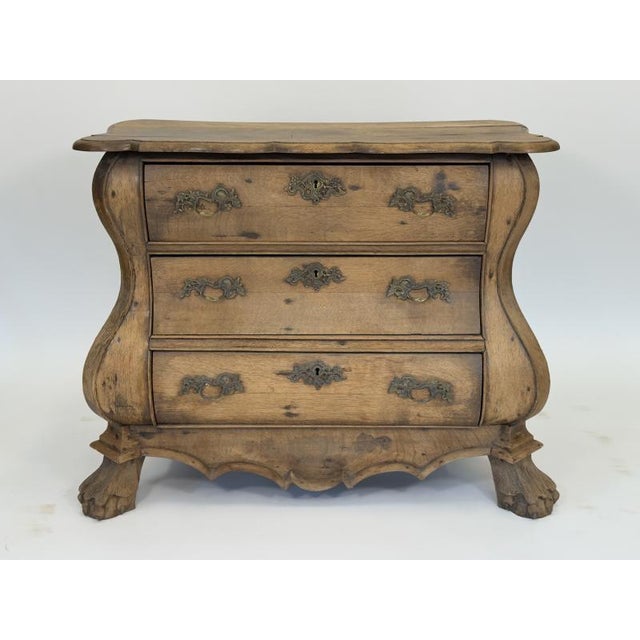 Mid 19th Century Mid 19th Century Dutch Provincial Bombé Chest of Drawers For Sale - Image 5 of 6