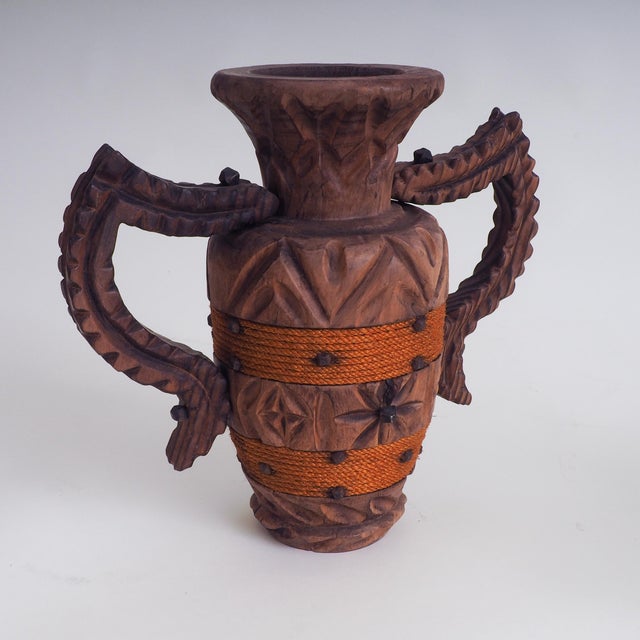 Spanish Brutalist Vases in Wood, 1970s, Set of 2 For Sale - Image 9 of 15