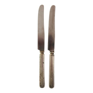 1930s H&t Mfg.co Silverplate Wentworth Dinner Knives- Set of 2 For Sale