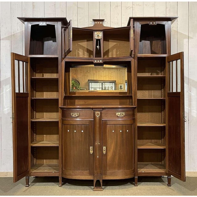 Art Nouveau Mahogany Sideboard with Clock in the style of Gustave Serrurier Bovy, 1890s For Sale - Image 3 of 18