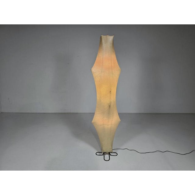 Fantasma Floor Lamp by Afra & Tobia Scarpa for Flos, 1960s For Sale - Image 3 of 9