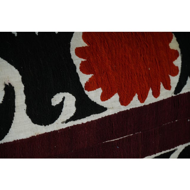 Suzani Lumbar Pillow Cover - A Pair For Sale - Image 4 of 5