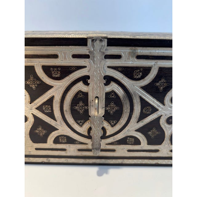 Black African Tuareg Silver and Ebony Wood Jewelry Box 1950s For Sale - Image 8 of 12