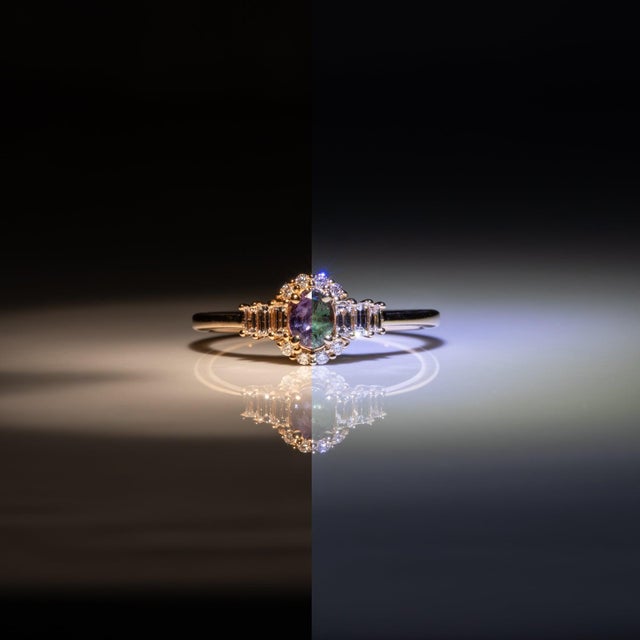 Alexandrite Ring With Earth-Mined Diamond Accents in Solid 14k Gold, 5x3.5mm For Sale In Columbus - Image 6 of 12