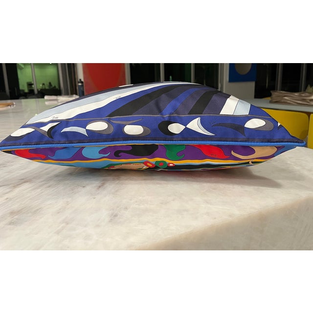 Contemporary Pucci Orchidee and Iride-Print Cushion (52cm X 52cm 20.5" X 20.5") For Sale - Image 3 of 3