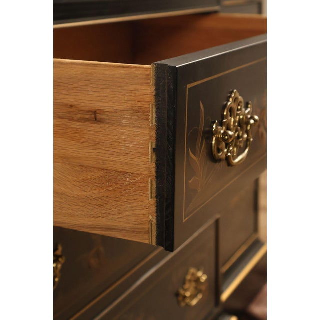 Hickory American Masterpiece Collection Vintage Chinoiserie China Cabinet For Sale In Philadelphia - Image 6 of 18