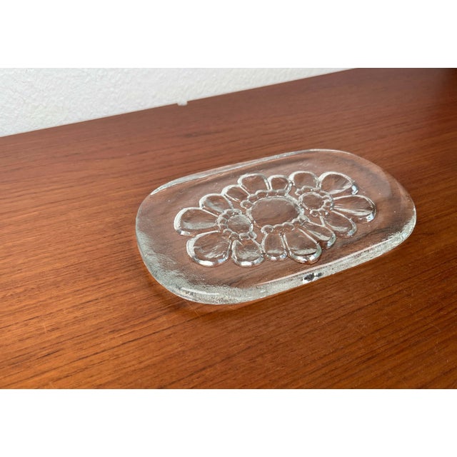 Vintage Swiss Art Glass Butter or Cheese Plate from Glasi Hergiswil, 1970s For Sale - Image 11 of 11