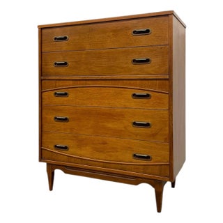 1970s Mid-Century Modern 5-Drawer Highboy Dresser by Hooker Furniture For Sale