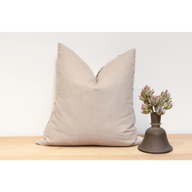 Arcej Antique Tapestry Linen Pillow For Sale In Los Angeles - Image 6 of 7