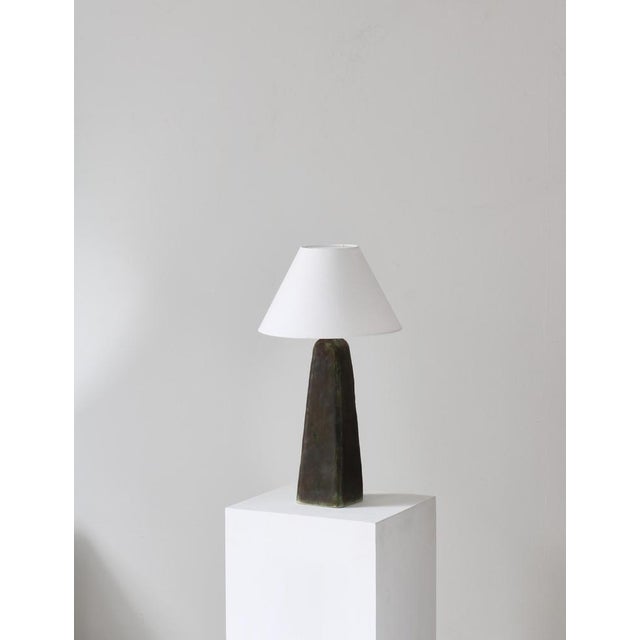 Unique stoneware table lamp made by Danish artist Eigil Hinrichsen in his own studio in the 1950s. The lamp base was...