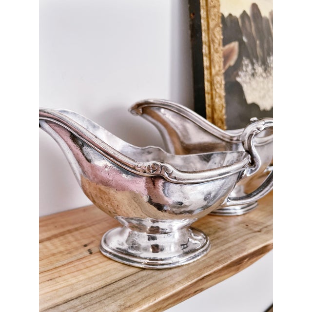 Silver Pair of Antique 1920s Silver Plated St Francis Hotel Sauce Boats For Sale - Image 8 of 10