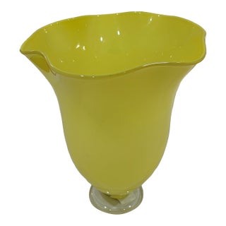 Vintage Citron Yellow Hand-Blown Art Glass Vase With Ruffled Rim For Sale