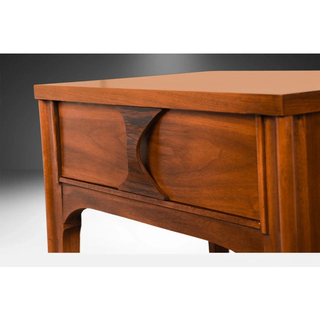 Pair Kent Coffey Perspecta Rosewood Pecan Nightstands Tables For Sale In Baltimore - Image 6 of 13