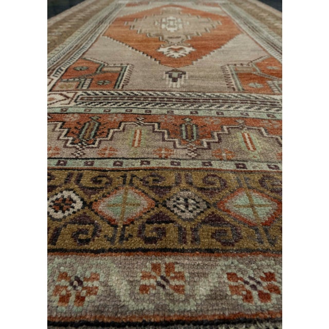 Textile Turkish Vintage Rug 3'6" x 6'8" #16090 For Sale - Image 7 of 8