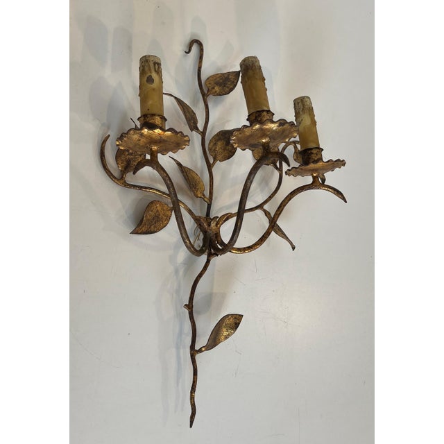 1970s 3-light wall sconces in gilded metal with leaves. French work - a Pair For Sale - Image 9 of 12