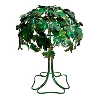 Mid-Century Italian Hollywood Regency Tole Grape Vine / Leaf Garden Table Lamp For Sale