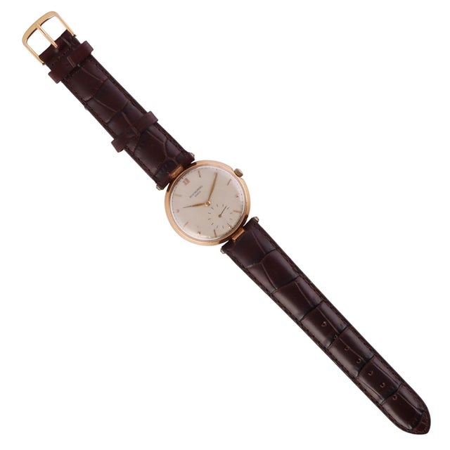 1990s Vintage Patek Philippe 18k Gold 35mm Manual Wind Watch on Leather For Sale - Image 5 of 9