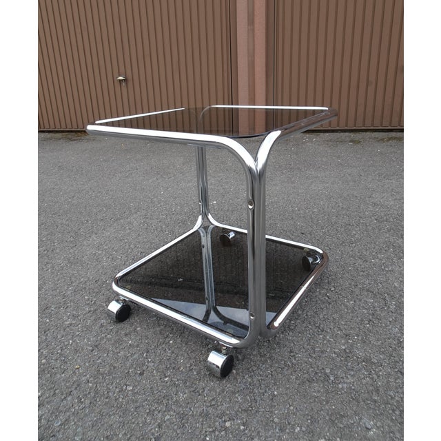 1970s Vintage Italian Chrome and Smoked Glass Rolling Side Table, 1970s For Sale - Image 5 of 15