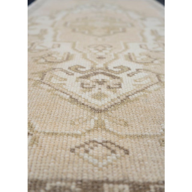 Turkish Mini Rug Oriental Hand Knotted Vintage Rug 1'9" x 2'11" #16771 For Sale In Houston - Image 6 of 8