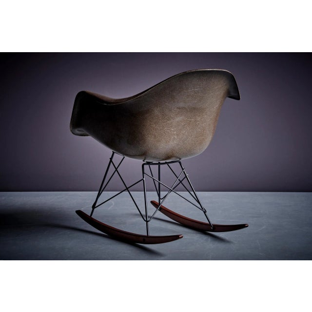 Rocking Chair by Ray & Charles Eames for Vitra, 1980s For Sale - Image 6 of 9