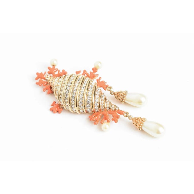 Modern Hutton Wilkinson Coral Enamel Faux Pearl, Rhinestone Gold Filled Brooch or Pin, 1980's For Sale - Image 3 of 10