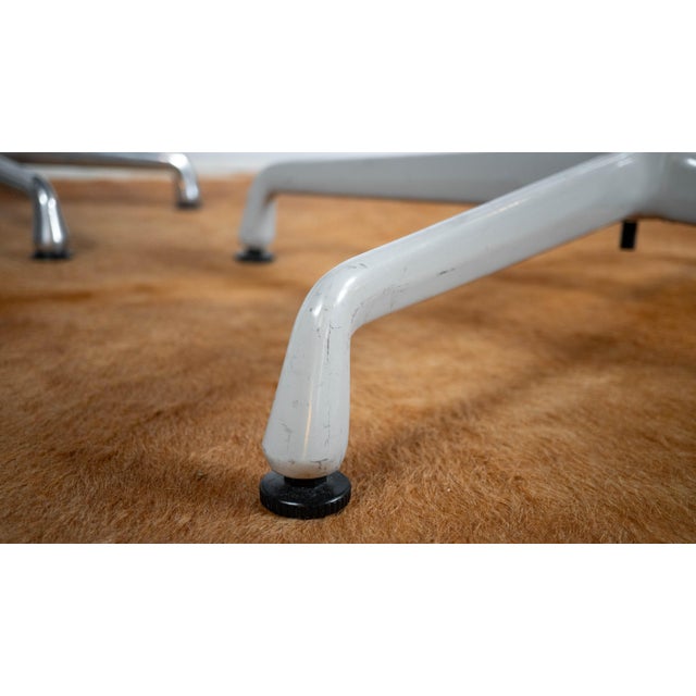 Mid-Century Modern Charles & Ray Eames for Herman Miller Aluminum Group Dining Table For Sale - Image 14 of 14