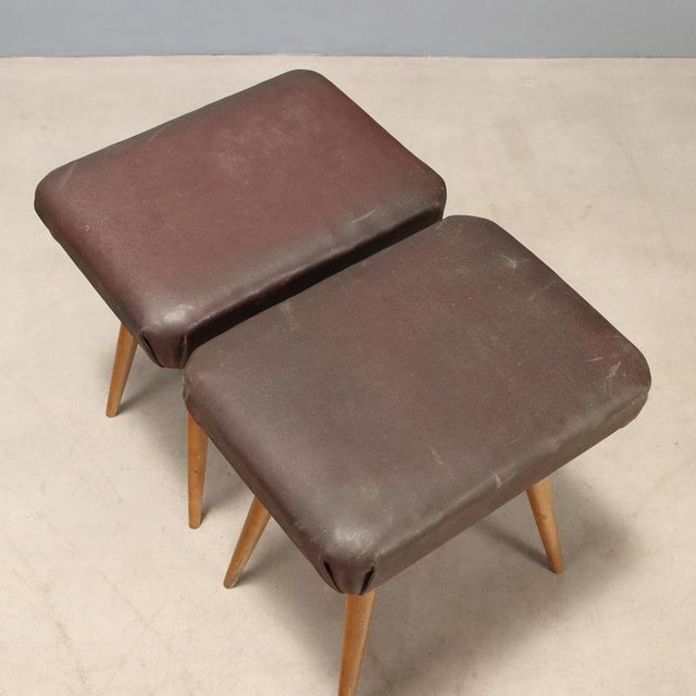 Vintage Stools in Beech and Leatherette, Italy, 1950s, Set of 2 For Sale - Image 5 of 8