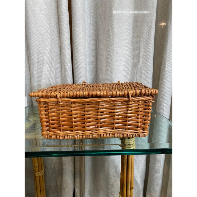 French French Wicker Small Trunk For Sale - Image 3 of 4