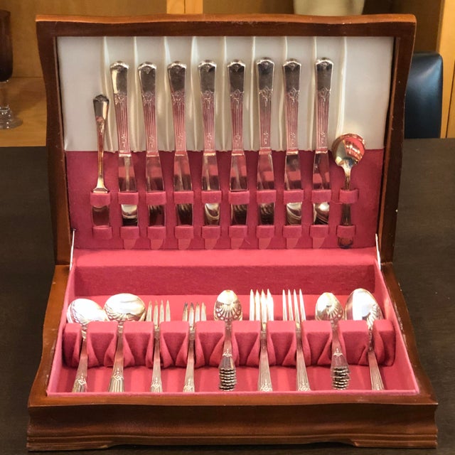 Vintage 1930 S Art Deco Wm Rogers Sectional Guild Aka Cadence Silver Plate Flatware With Chest 52 Piece Set Chairish
